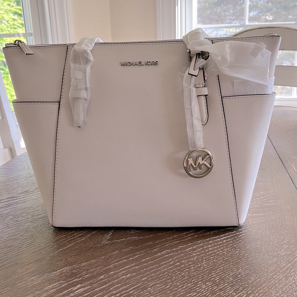 MICHAEL Michael Kors Charlotte Handbag - Picture 3 of 10